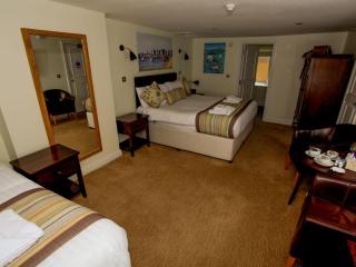 The George - 6