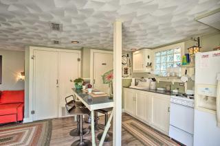 Historic Fort Worth Cottage with Shared Pool! - Fort Worth - 7