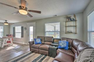 2 Blocks to Gulf Surfside Beach Family Home! - 6