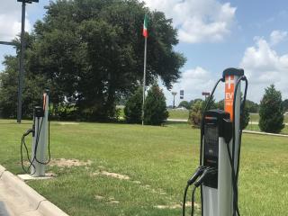 Ramada by Wyndham Savannah Gateway - Savannah - 1