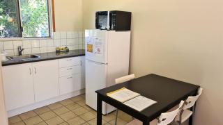 Paradise Court Holiday Units - Airlie Beach - 2