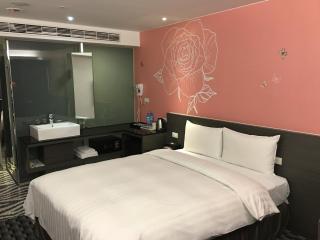 Chiayi Look Hotel - Chiayi City - 2