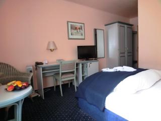 Hotel Nordic - 1