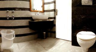 Hotel Vatika - the riverside resort - Dharamshala - 3