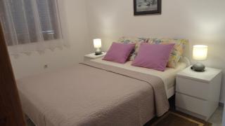 Apartments Lora - Vir - 1