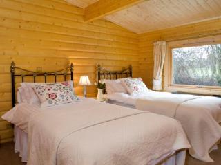 Cherbridge Lodges - Riverside lodges, short lets (business or holidays) - 7