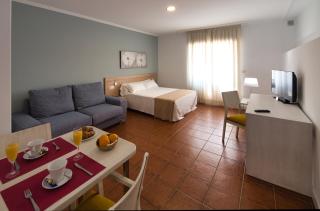Hotel Apartamentos Dabarca - Pontevedra - 4