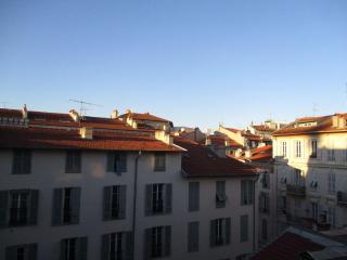 Chez Brigitte Guesthouse - Nizza - 9