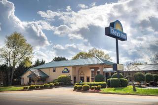 Days Inn by Wyndham Thomaston - Thomaston - 0