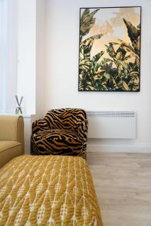 The Avenue Apartments - 8