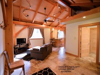 Carriage House Accommodations - 5