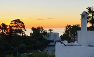 Stunning Penthouse Just Footsteps Away from Estepona's Beaches - Estepona - 3