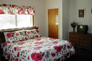 Jenny's Country Manor - 1