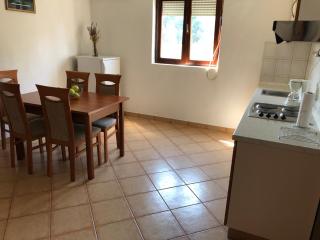 LIVE APARTMENT - 1