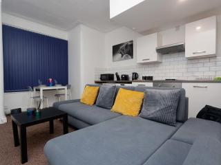 Kirkstall House - Leeds - 6