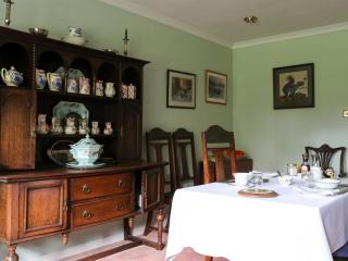 Newmans Hall Bed & Breakfast - 3