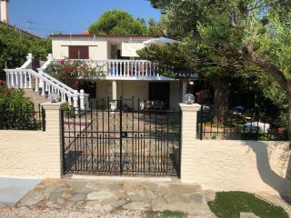 Your Holiday House - Porto Rafti - 4