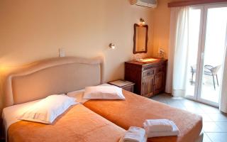 Virginia Hotel - Samos - 9