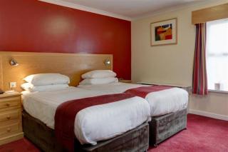 Burn Hall Hotel - Huby - 1