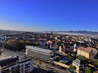 Bel appartement avec vue splendide sur toute la ville de Colmar - Parking gratuit - Colmar - 8
