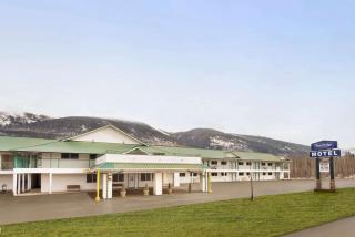 Travelodge by Wyndham McBride - McBride - 0