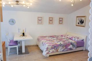 STUDIO HOUSE SECRET GARDEN 1 - 7