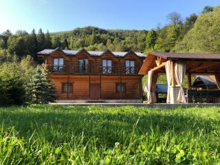 Брусний View House - 0