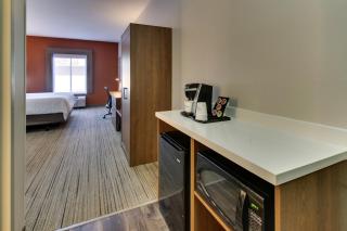 Holiday Inn Express Hotel & Suites Austell Powder Springs by IHG - Austell - 1