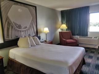 Sprucewood Inn - Elyria - 4