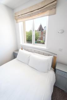 Sea Road Apartments - 2