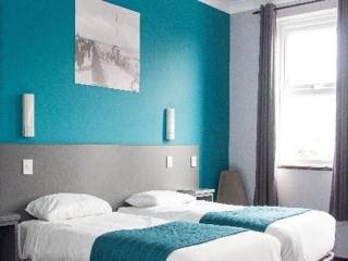 Oyster Fleet Hotel - Canvey Island - 3