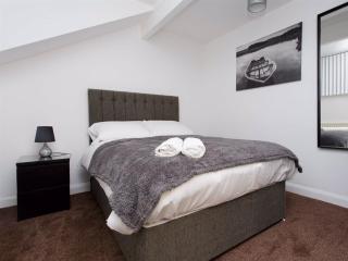 Shaftesbury Apartment - Leeds - 1