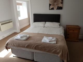 Black Isle Holiday Apartments - Avoch - 4
