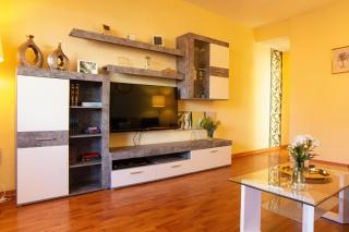 Old town loft apartment with parking - Las Lagunas - 7