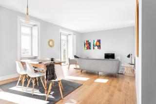 JOIVY Marvelous 3-bed home with astonishing view and terrace, nearby St George Castle - Lisbon - 9