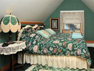 Victorian Loft Bed and Breakfast - 1