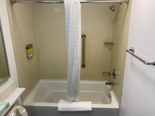 Candlewood Suites Hattiesburg by IHG - 5