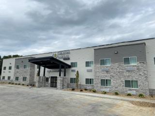 Cobblestone Inn & Suites - Forest City - Forest City - 0