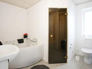 Luxury Spa Retreat by Sea - By Traum Ferienwohnungen - Vrist - 2