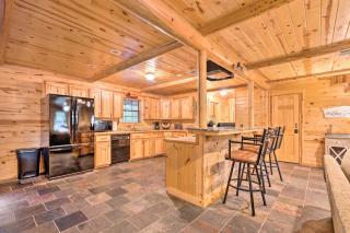 Broken Bow Retreat on 2 Acres with Hot Tub and Deck! - Broken Bow - 4