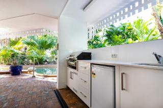 The White House Port Douglas - Port Douglas - 4