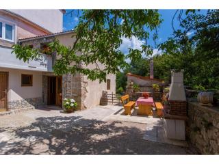 Peaceful Getaway in Polje with Garden - 0