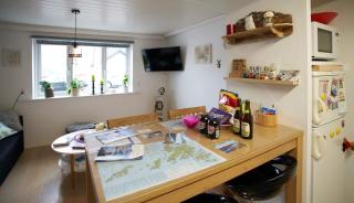 Romantic Klaksvik apartment - 8