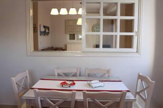 Modern and independent apartment 83 m2, with garden, 5min to the beach and the city center - 4