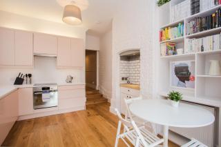 Stylish & Modern 3 Bed Flat in NW London with Garden - London - 5