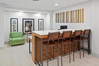 Holiday Inn Express - Atlanta-Kennesaw by IHG - Kennesaw - 3