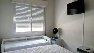 APARTAMENTO PÉ NA AREIA. - Guarujá - 1