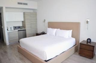 CH Luxury Condos & Studios On The Beach - Hollywood - 6