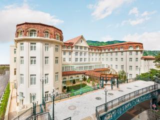 Takarazuka Hotel - Takarazuka - 0