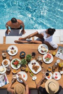 Oikos Boutique Residences Private Estate - 8